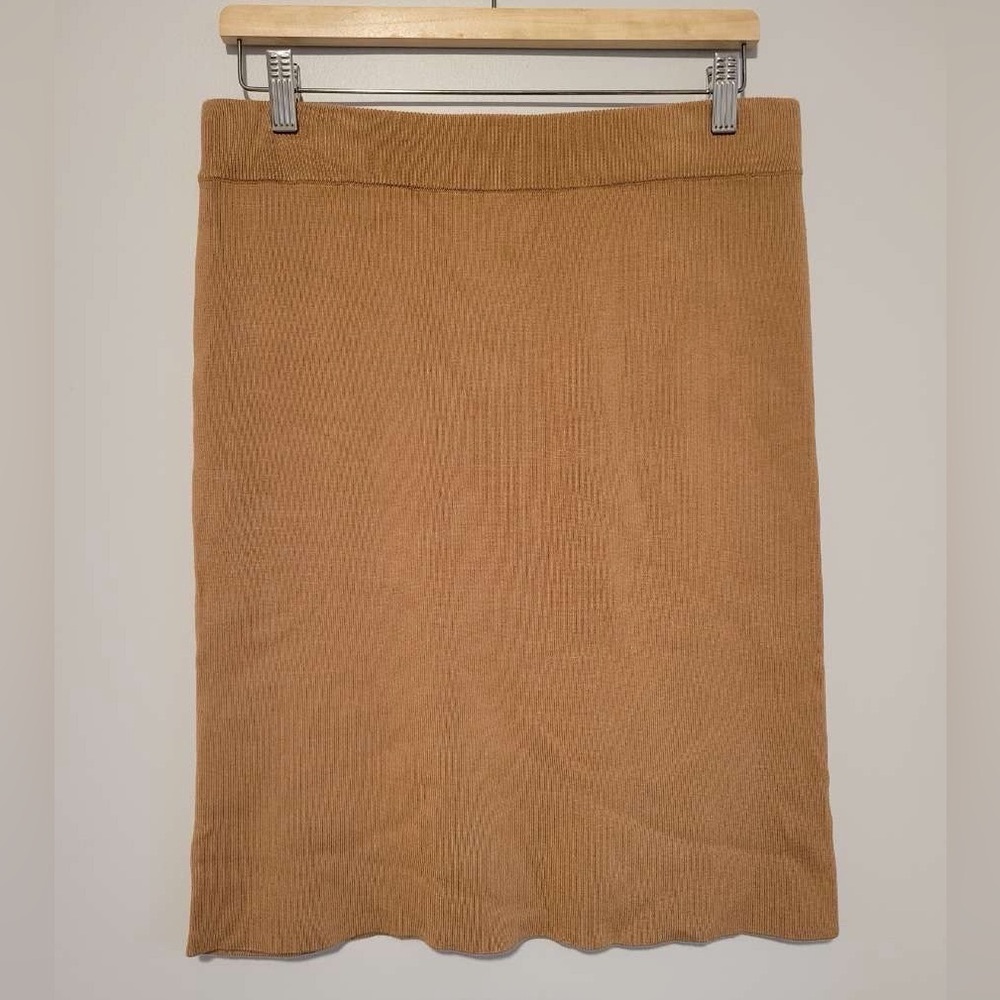 Banana Republic Knit Midi Skirt in Camel Brown